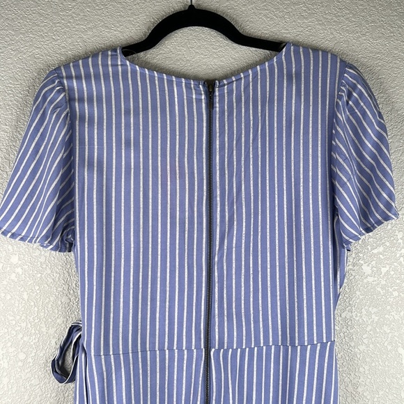 Xhilaration Blue & White Striped Summer Minimalist Faux Wrap Dress Size M New! - Picture 5 of 7